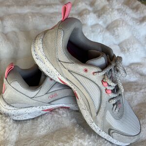 Ryka Womens Sky Walk Trail Gray Hiking Shoes Size 9